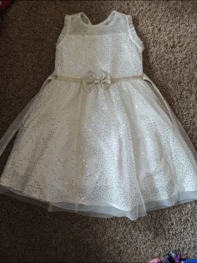 Jona Michelle White & Gold Sparkle Tulle Party Dress with Bow